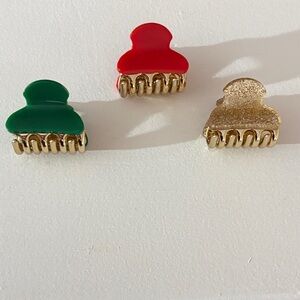 set of hair clips 🆕